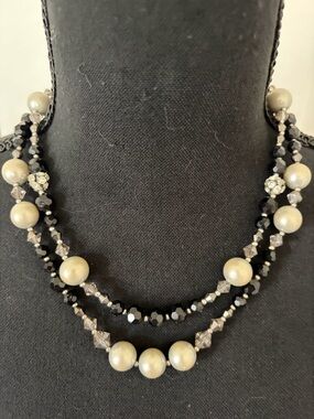 Double Strand Beaded Necklace – Black Crystal & Faux Pearl Elegance ✨